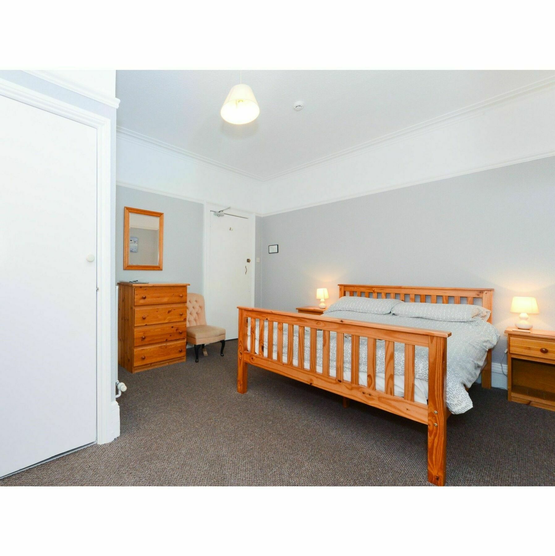 Sandy Bay Guest House Bournemouth Bagian luar foto